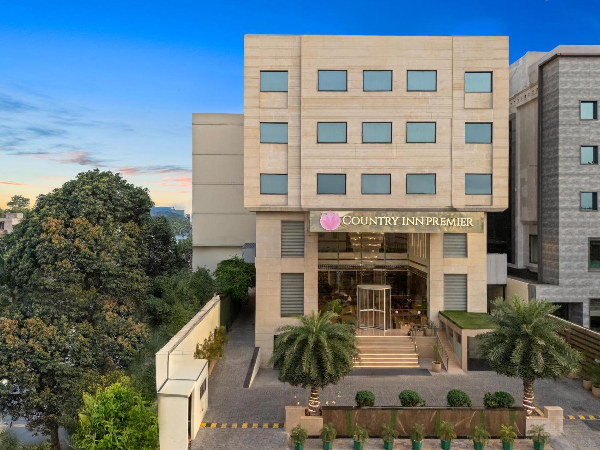 Country Inn Premier Amritsar, 10 Min From Golden Temple Eksteriør billede
